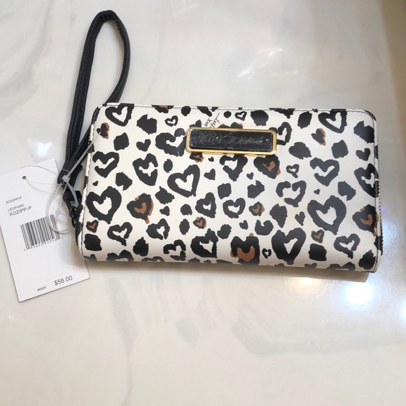 Betsey Johnson Leopard Heart Print White Faux Leather ZA Continental Wallet NWT - Picture 6 of 16
